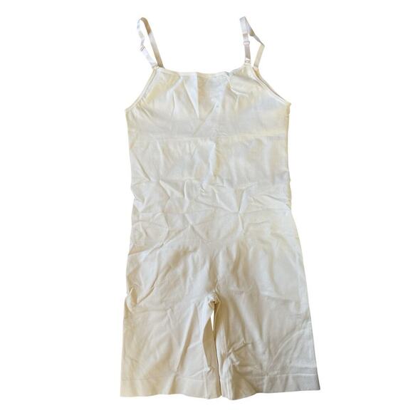 Shapermint Women All Day Everyday Scoop Neck Mid Thigh Bodysuit Size L Cream NWT - Picture 6 of 7